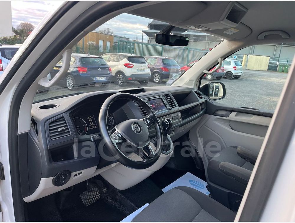 Transporter VOLKSWAGEN TRANSPORTER VI T6 PROCAB 2.0 TDI 204 4MOTION L1H1 2019 occasion 45770 Saran