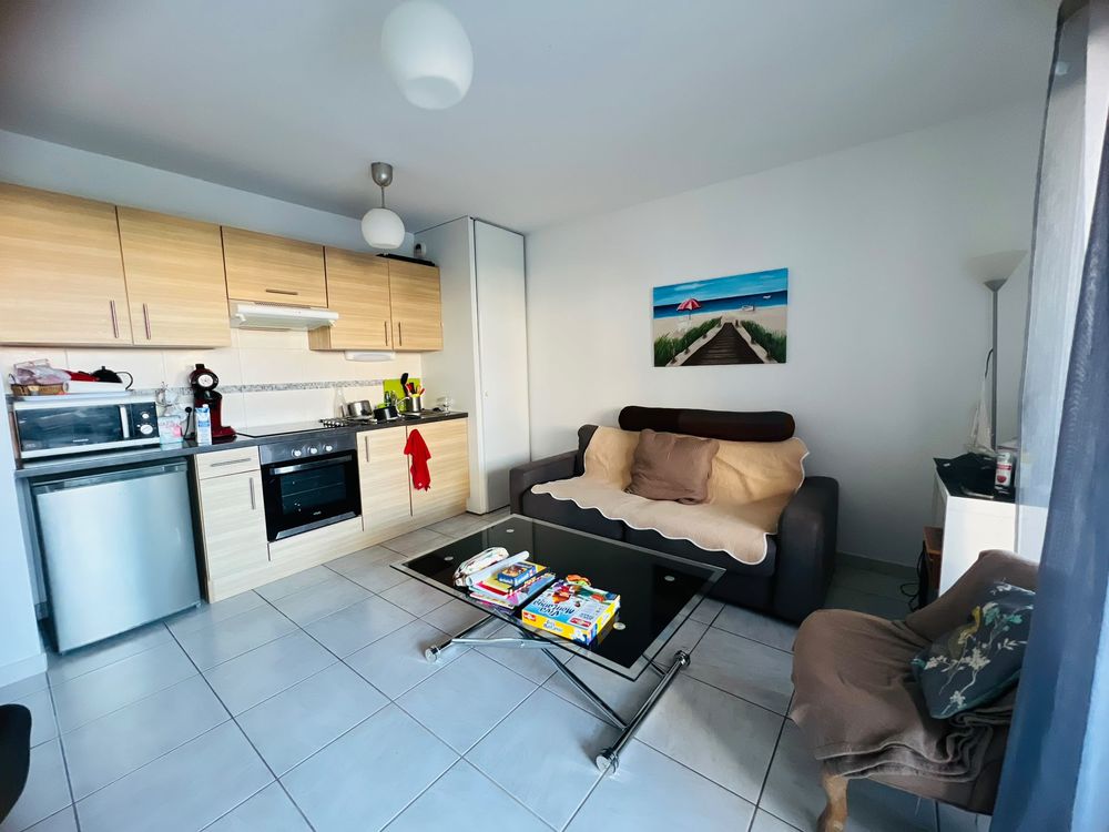   T2 avec grande terrasse , piscine et parking privé  Languedoc-Roussillon, Valras-Plage (34350)