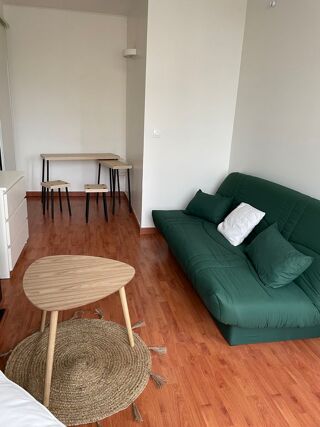  Appartement à louer 2 pièces 28 m²