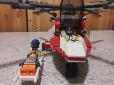 LEGO City 7903 - L'hlicoptre de secours 20 Clon-d'Andran (26)