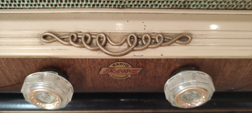 poste radio ancien Marque REWA Audio et hifi