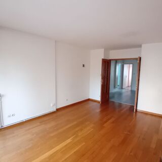  Appartement � vendre 5 pi�ces 82 m�