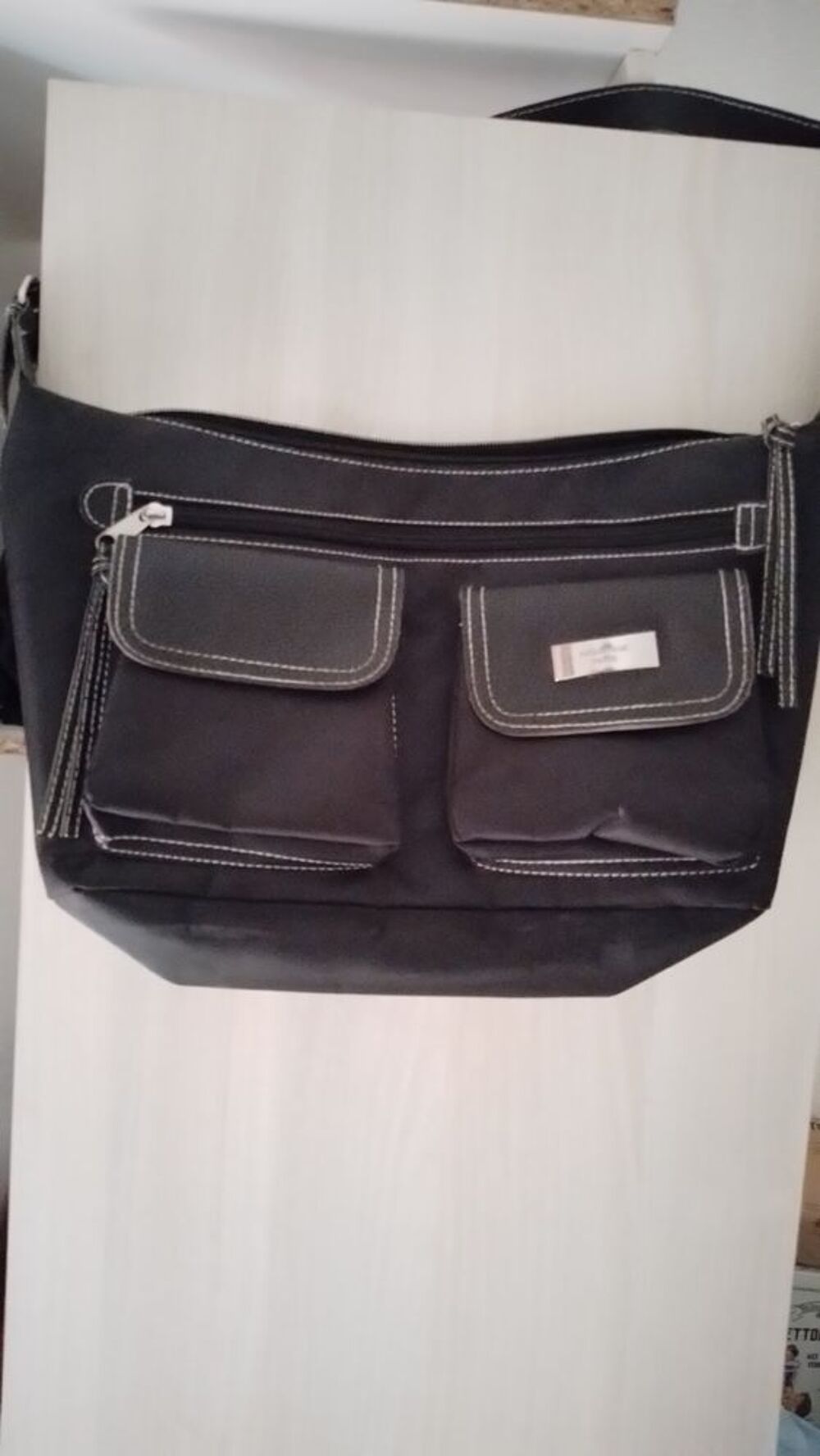SAC &Agrave; MAIN FEMME PAQUETAGE Maroquinerie