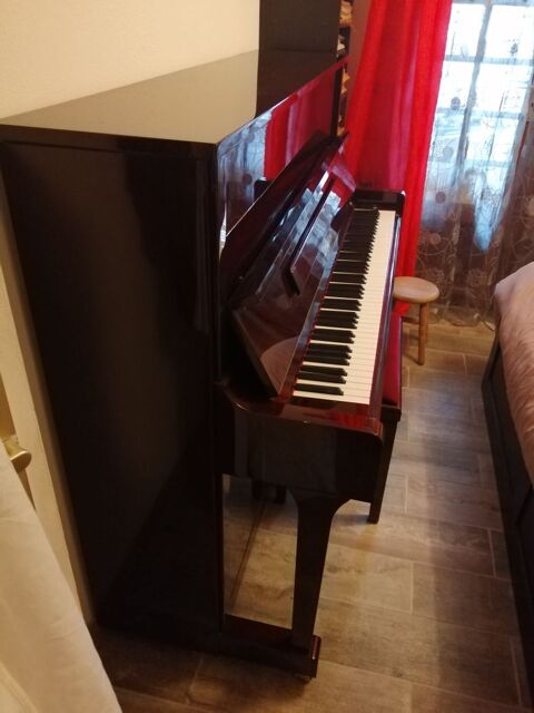 Piano Droit H122 cm, avec Banquette Assortie Bien Entretenu 2500 Lambesc (13)