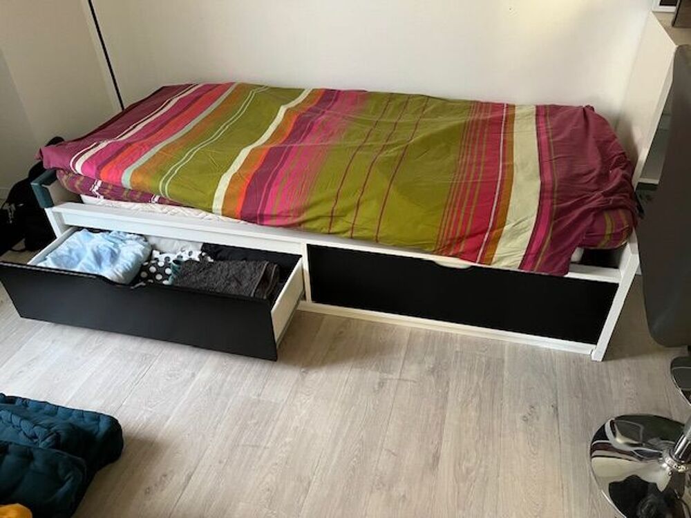 AV LIT IKEA EN 90X190. Meubles