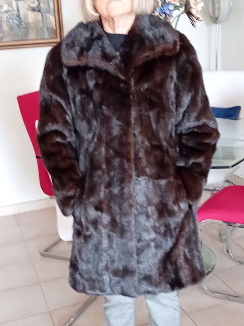 MANTEAU FOURRURE Saint-Laurent-du-Var (06)