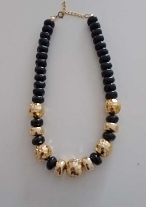 Collier fantaisie 3 Villers-l�s-Nancy (54)