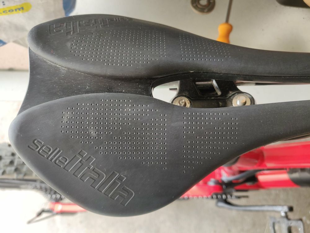 VTTAE avec selle t&eacute;l&eacute;scopique Vélos