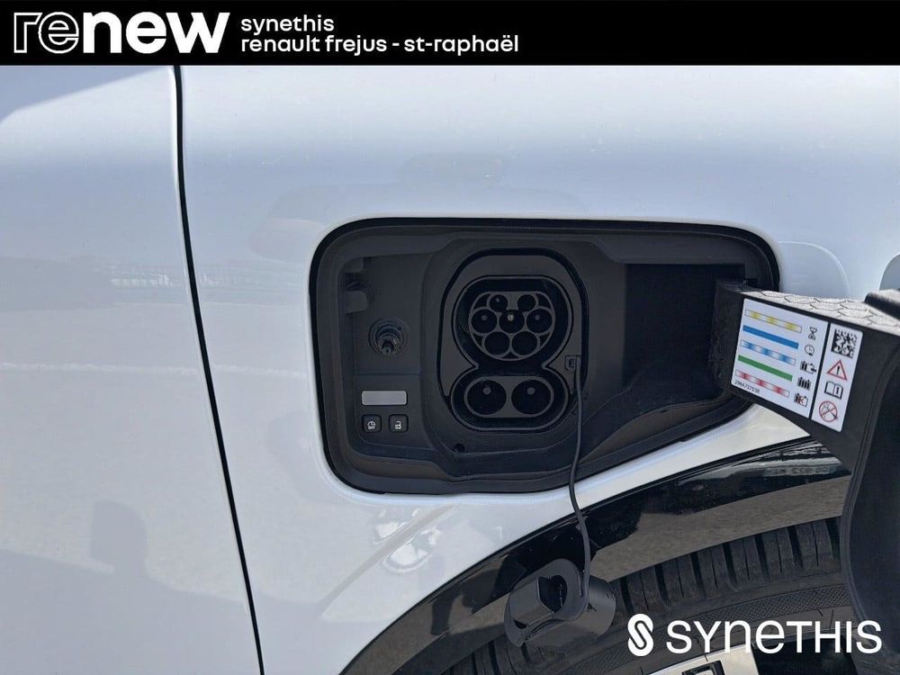 M&eacute;gane Megane E-Tech EV60 220 ch super charge Iconic 2023 occasion 83600 Fr&eacute;jus