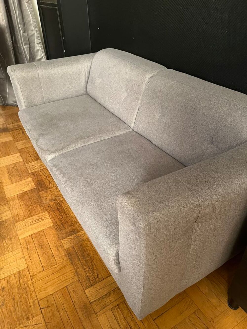 canap&eacute; 3 places en tissu gris - 100€ Meubles