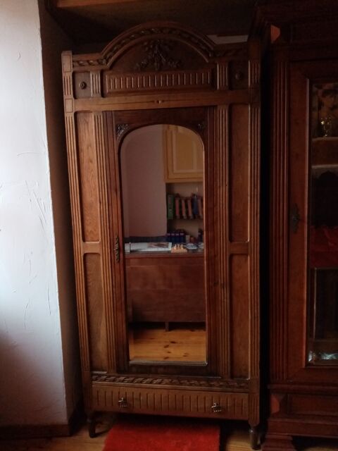 ARMOIRE ainsi que sa tte et pied de lit 150 Saint-Victor (24)