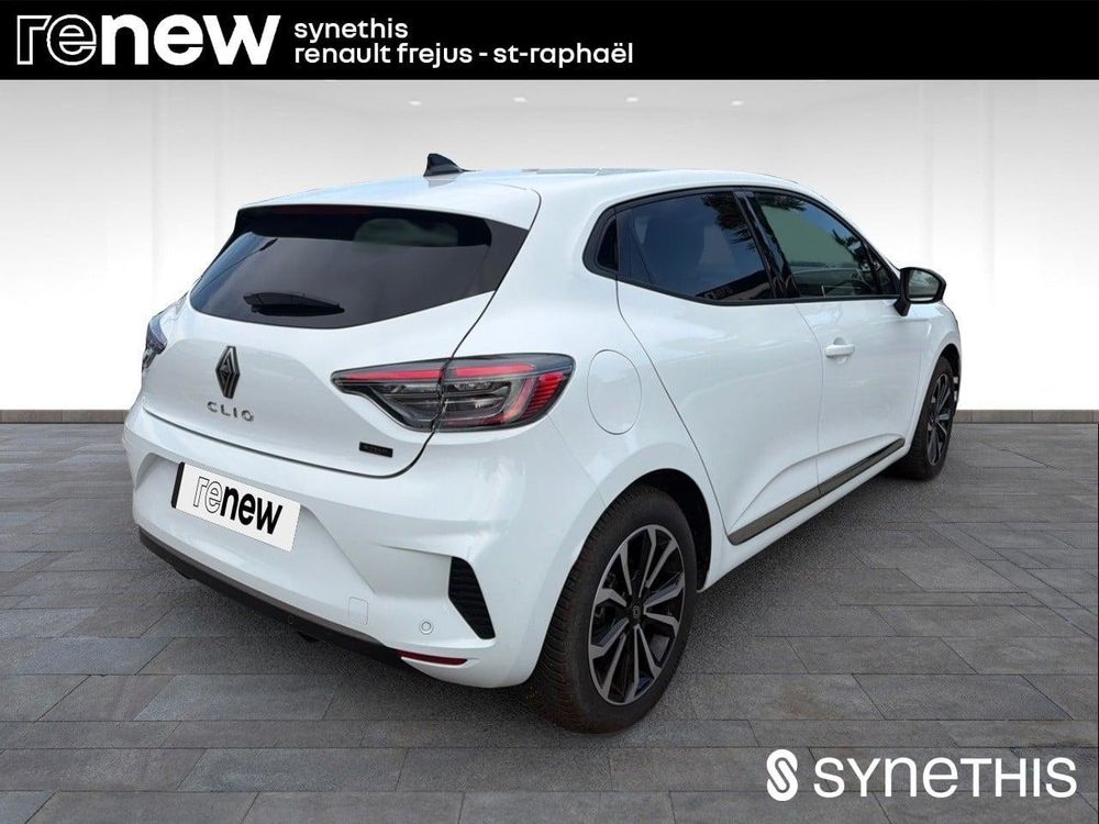 Clio V Clio E-Tech full hybrid 145 ch GSR2 Techno 2025 occasion 83600 Fr&eacute;jus