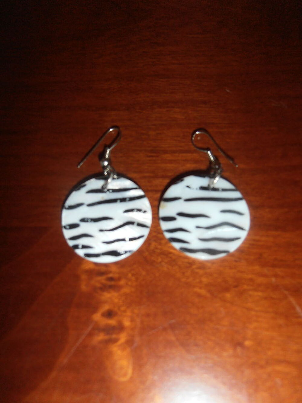 Boucles d'oreilles nacre rondes 11 (28b) Bijoux et montres