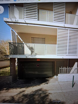  Parking / Garage  louer 12 m