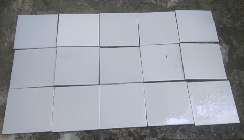 Lot de 15 carrelages anciens NEUFS 20x20cm Villeroy et Boch Roquefort-les-Pins (06)