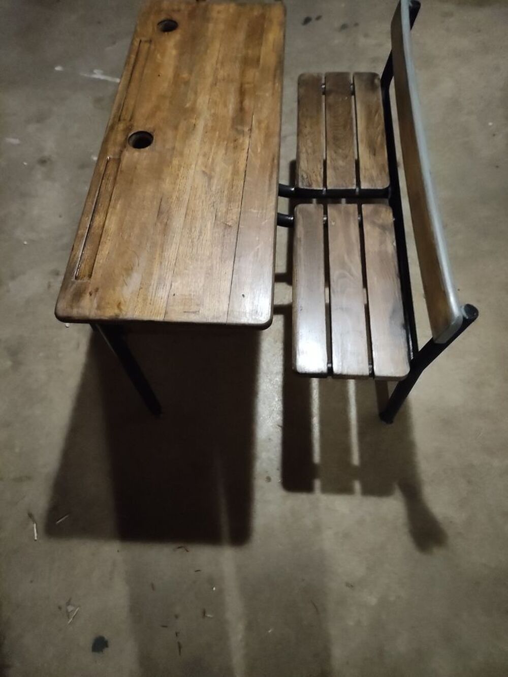 bureau double &eacute;colier maternelle. Meubles