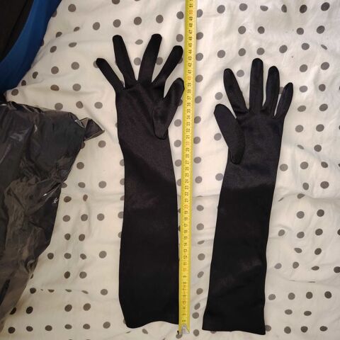 gant pour femme ou fille 5 Revest-les-Roches (06)