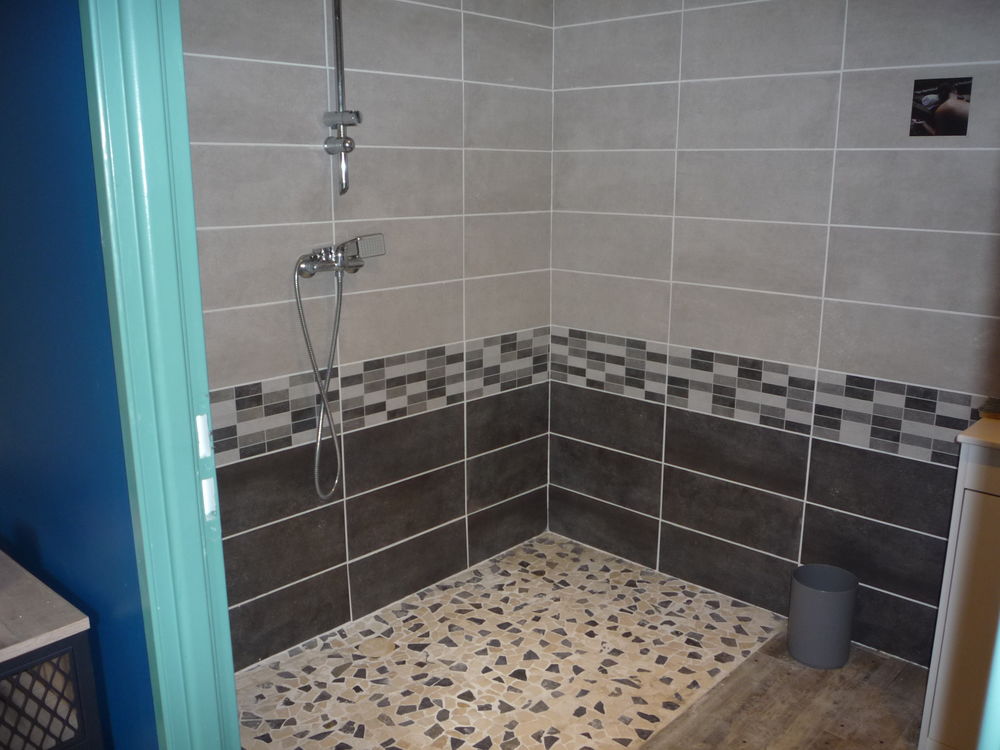   chambre et salle d'eau Languedoc-Roussillon, Colombiers (34440)