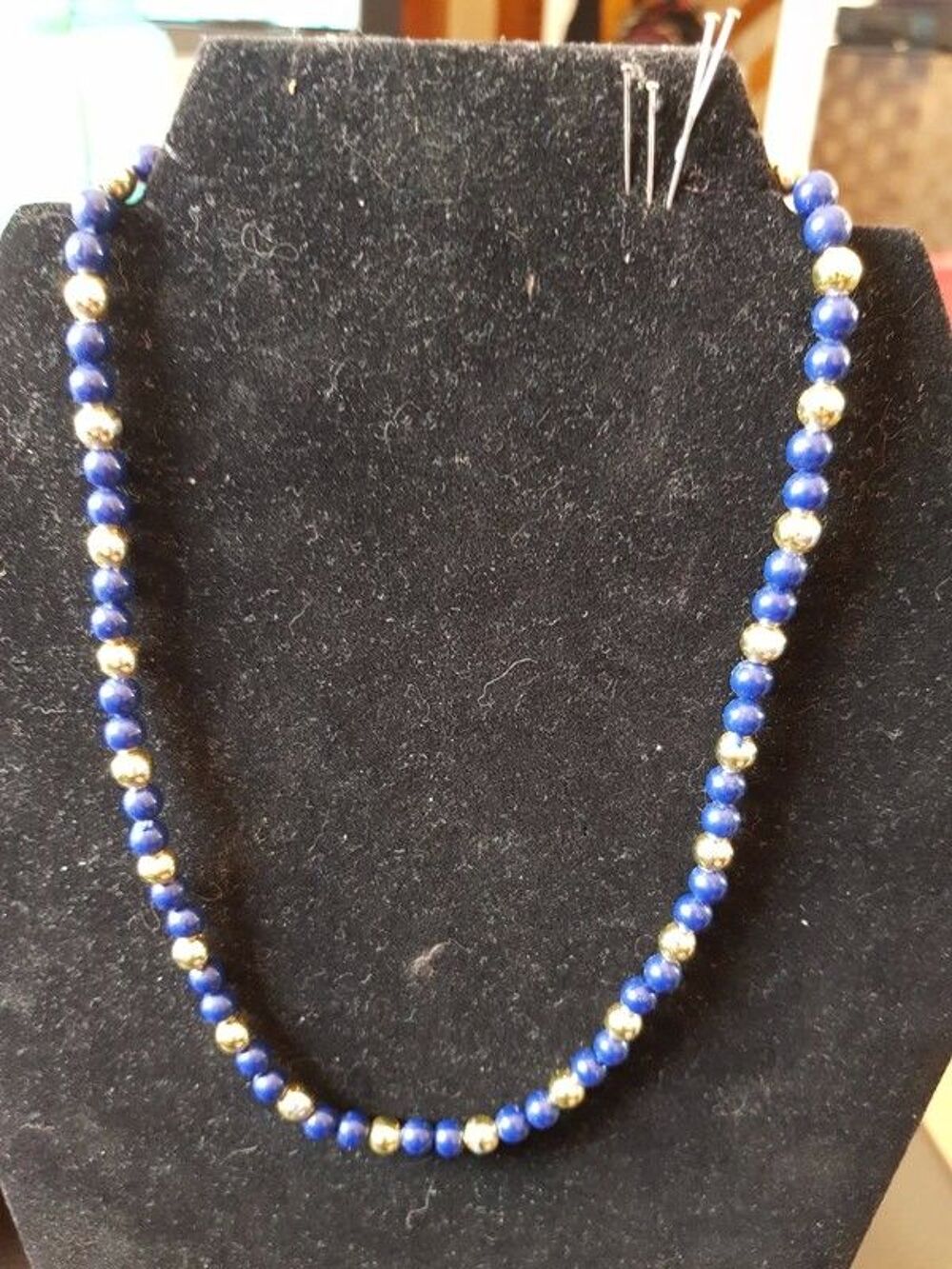 Collier perle bleue et dor&eacute;e tres bon etat 48 cm 1 e Bijoux et montres
