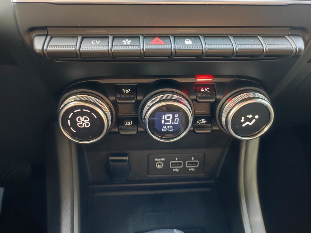 Captur E-Tech full hybrid 145 Techno fast track 2023 occasion 95520 Osny