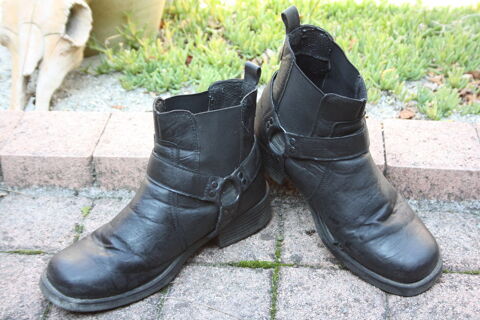 chaussures Boots pour hommes 30 Saint-Aubin-de-Mdoc (33)