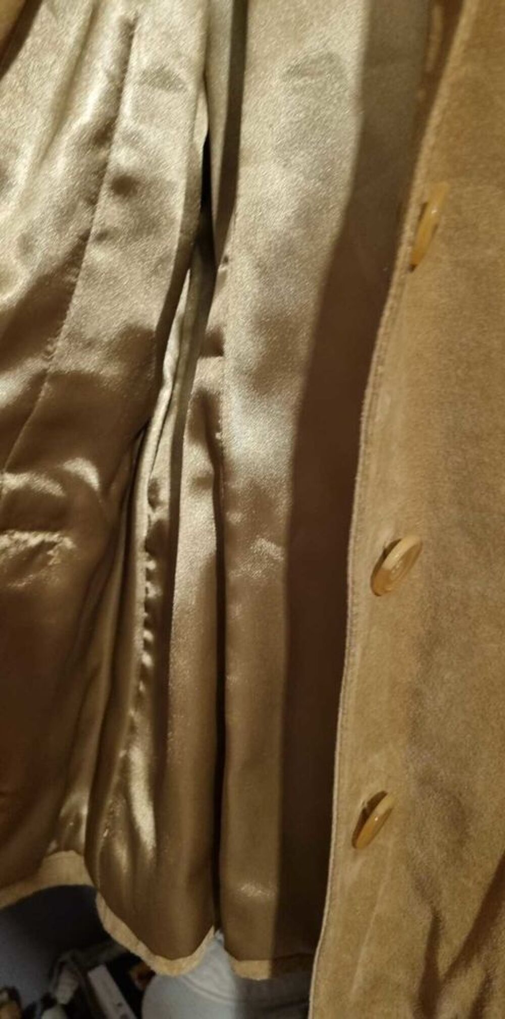 Superbe veste cuir retourn&eacute; T42. Neuve Vêtements