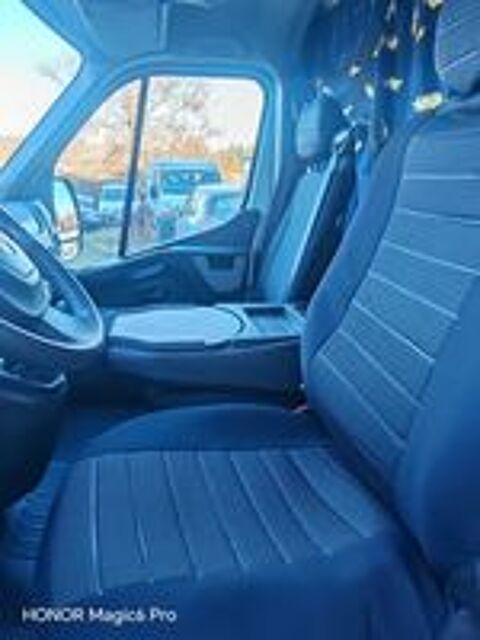 Master MASTER FGN L2H2 3.3t 2.3 dCi 110 E6 GRAND CONFORT 2016 occasion 05300 Laragne-Mont&eacute;glin