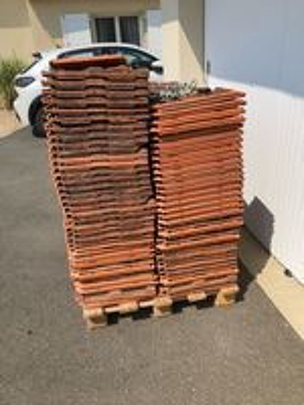 Lot de 200 tuiles Terreal R&eacute;sidence 13 + 26 tuiles de rive Bricolage