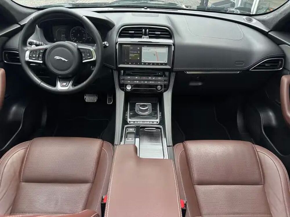 F-PACE F-Pace V6 3.0 D - 300 ch AWD BVA8 R-Sport 2017 occasion 59310 Auchy-lez-Orchies