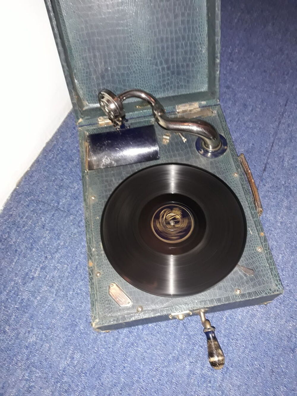 PHONOGRAPHE ANCIEN MARQUE PATHE 