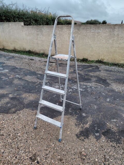 Escabeau aluminium 5 Marches 30 Saint-Jean-de-Fos (34)