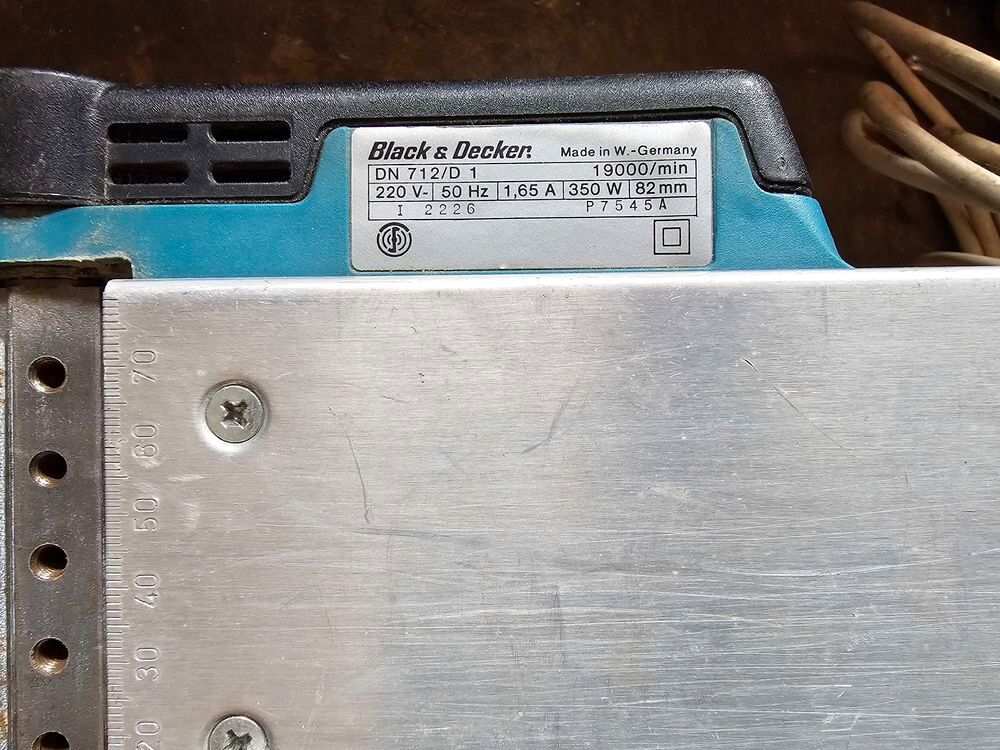 Rabot Black et decker Bricolage