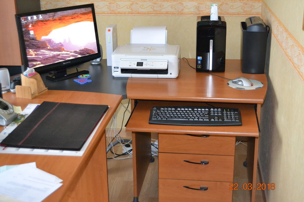 ENSEMBLE MOBILIER DE BUREAU Meubles