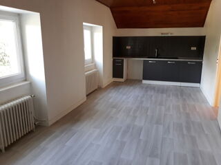  Appartement à louer 6 pièces 112 m² Laveissière