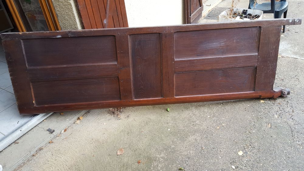 ARMOIRE EN CHATAIGNIER MASSIF Meubles