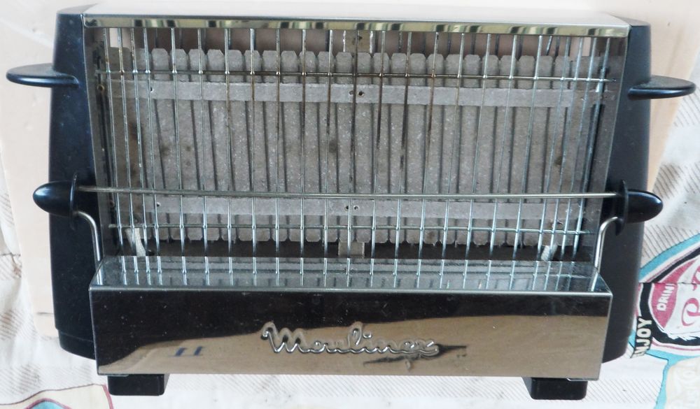 Grille pain ancien vintage MOULINEX model 572105 Super &eacute;tat Electroménager