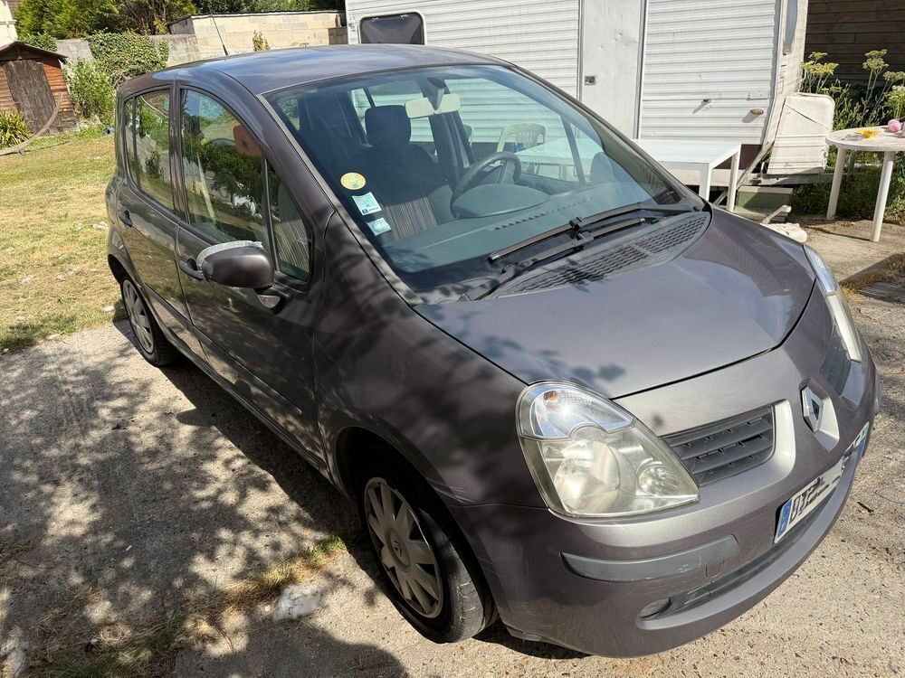 Modus 1.5 dCi 70 Confort Clim Expression 2007 occasion 95280 Jouy-le-Moutier