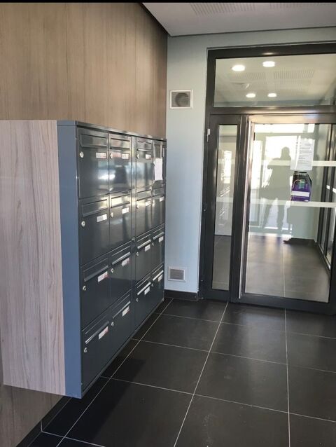  Appartement � louer 4 pi�ces 84 m�