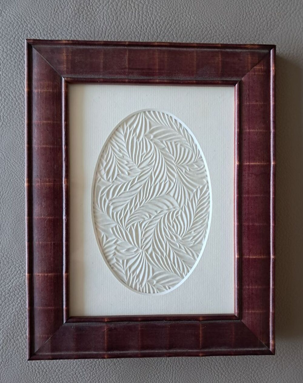 tableau d&eacute;coratif cercle ovale blanc vegetalis&eacute; en relief Décoration