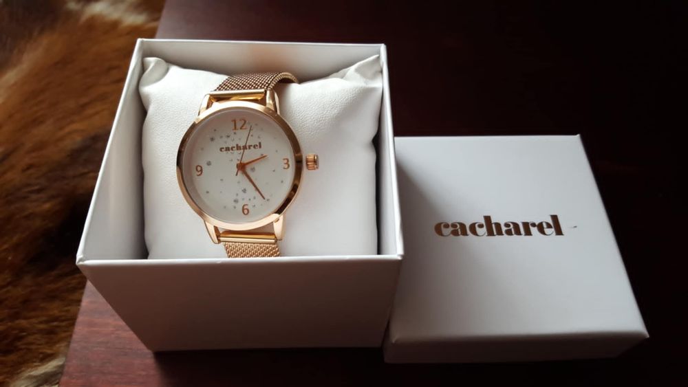 Belle montre CACHAREL et une JAZ neuve N&deg;1382 Bijoux et montres