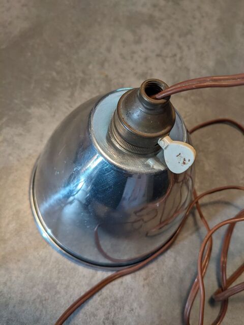 1 Abat jour tulipe en aluminium poli H 11 cm �13 cm trou 28 25 Marseille 13 (13)