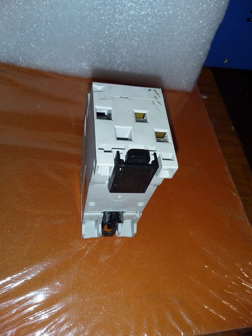 ABB disjoncteur diff&eacute;rentiel ds201l REFERENCE 471012 Bricolage
