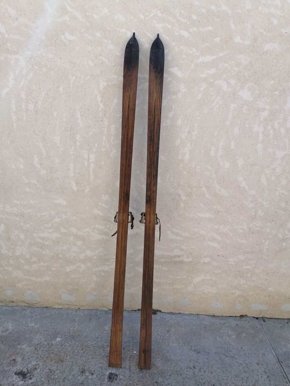 Paire de skis. Décoration