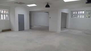  Immeuble � vendre 205 m�