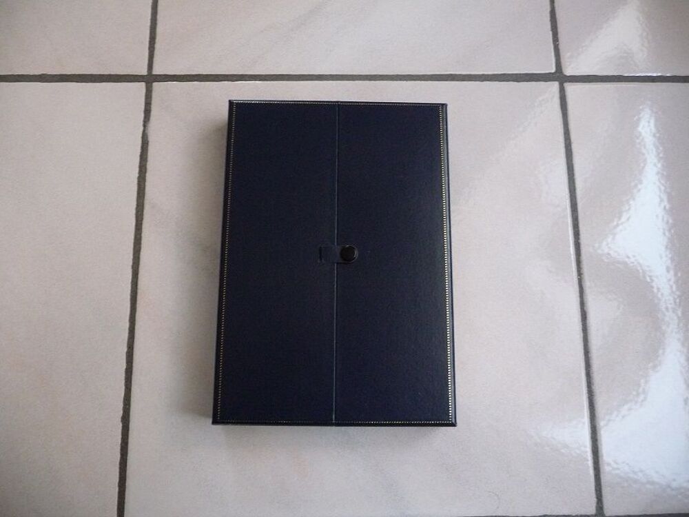 Coffret f&egrave;ves de collection l'Atlantide - NEUF 