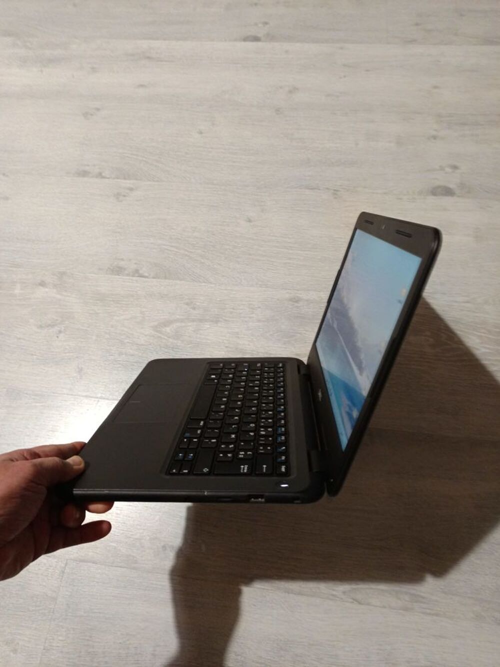 LAPTOP DELL reconditionn&eacute; par DARTY, Matériel informatique