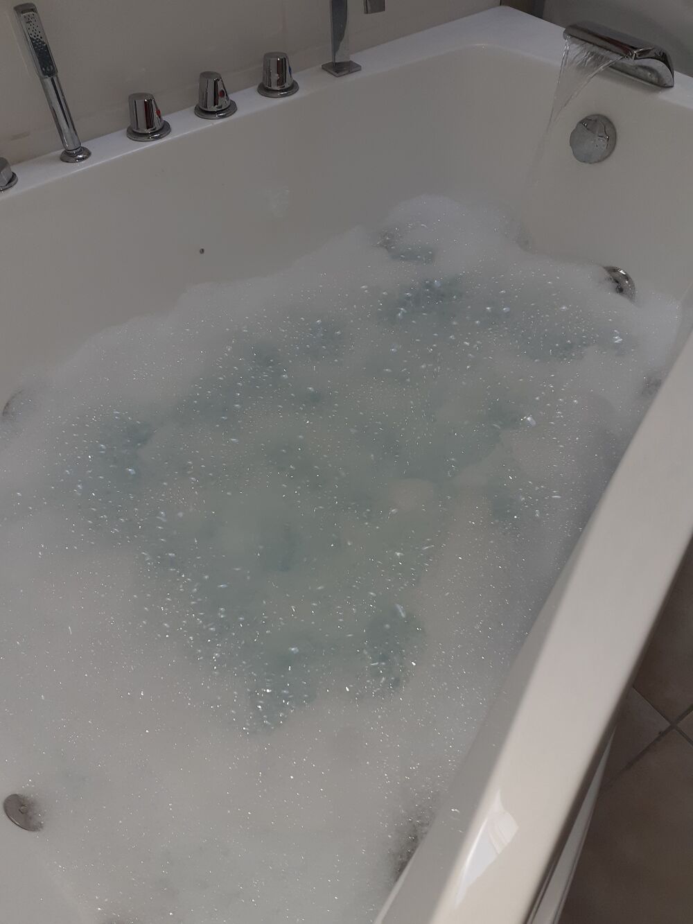 Baignoire balneo Meubles