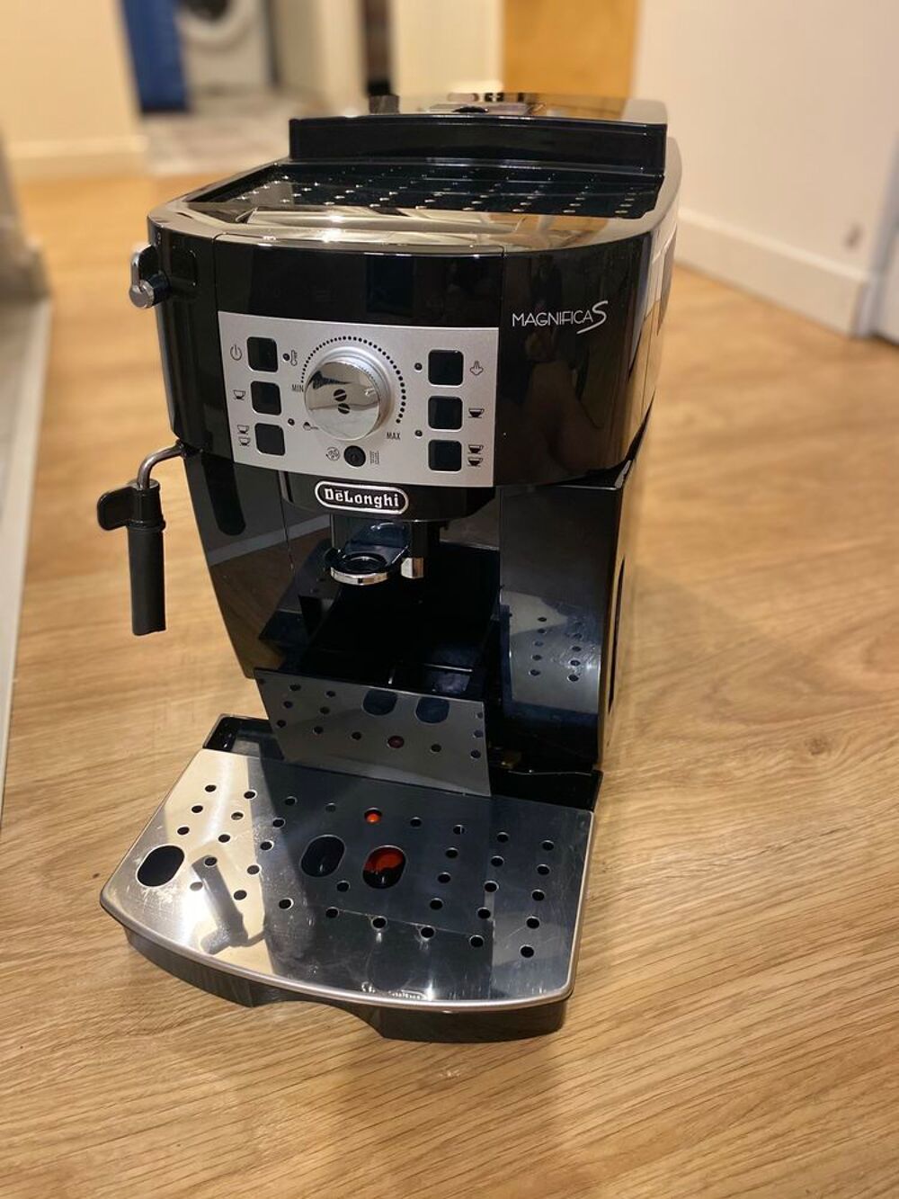 Delonghi magnifica s Electroménager