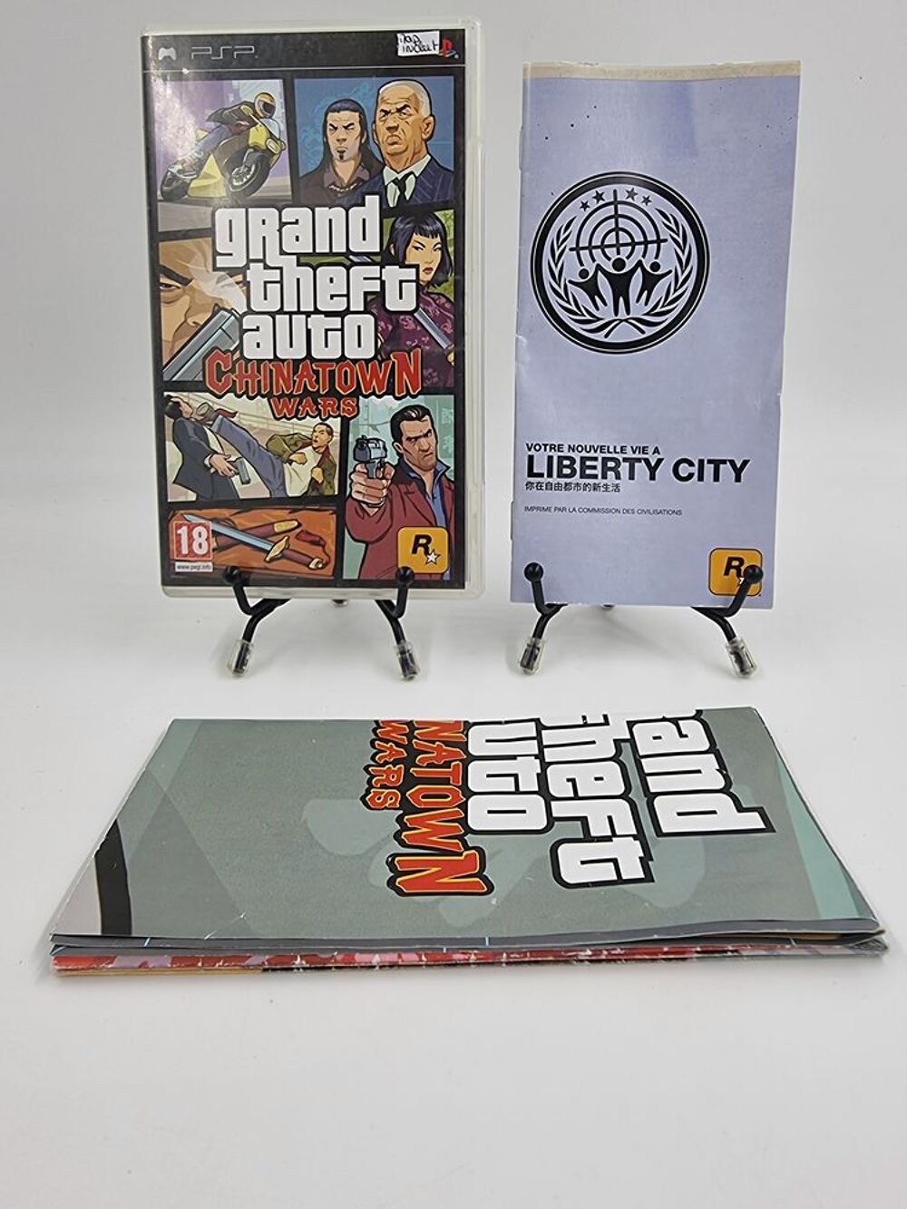 Jeu PSP Grand Theft Auto : Chinatown Wars en boite, complet Consoles et jeux vidéos