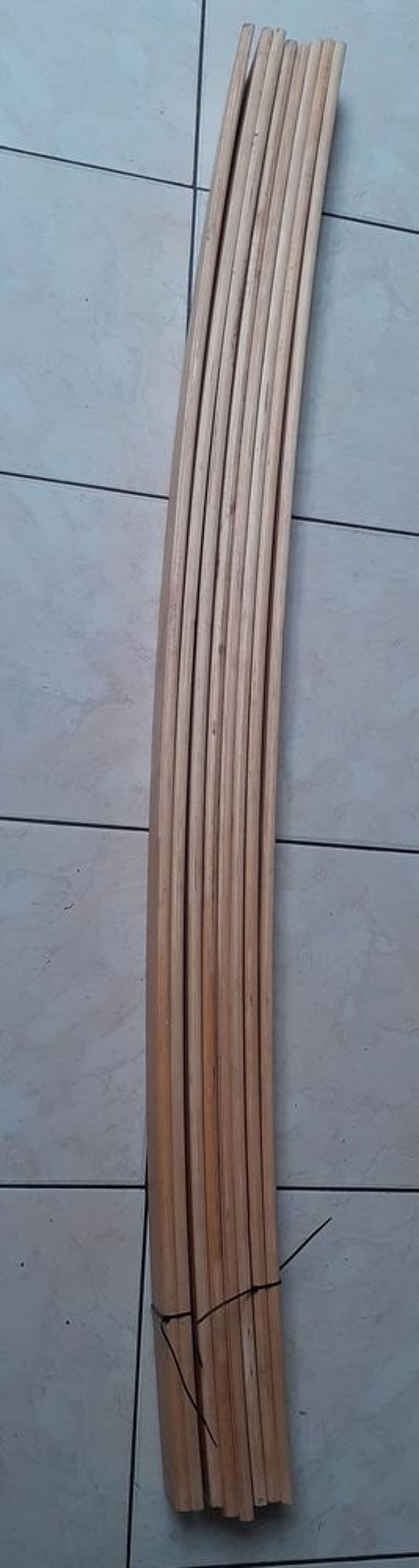 lot de 32 lattes pour sommier -lit-clic clac-canap&eacute;
20€
Meubles